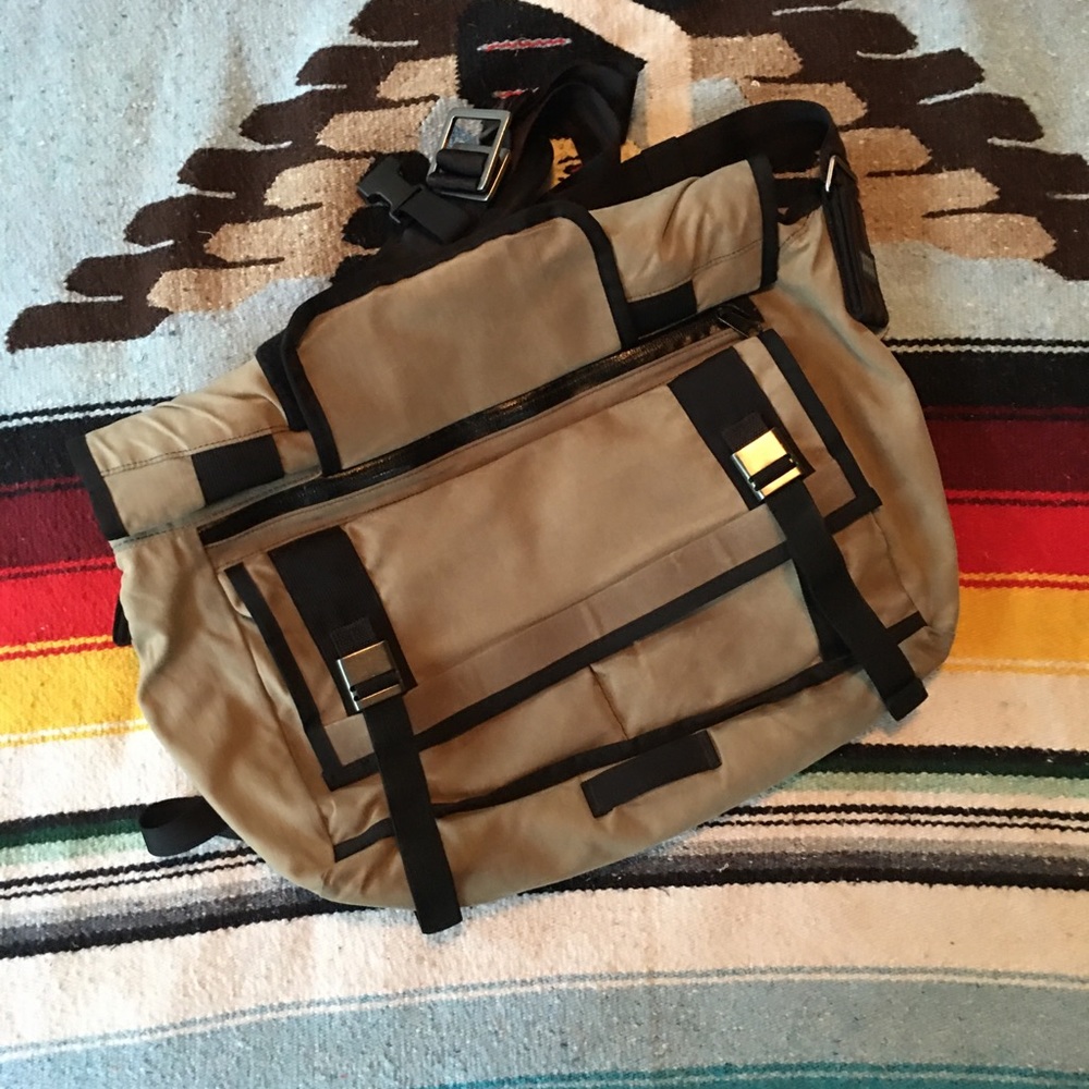 Mission Workshop Monty Messenger Bag